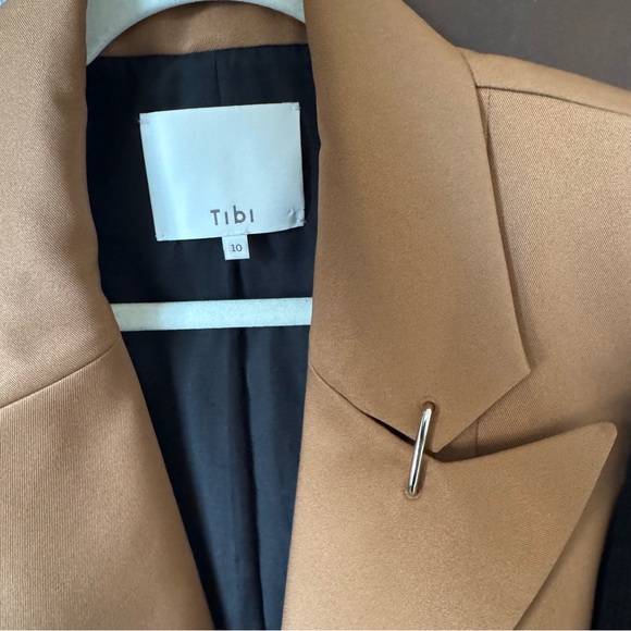 Tibi Techy Knit Sleeve Blazer, Size 10 - Picture 5 of 13